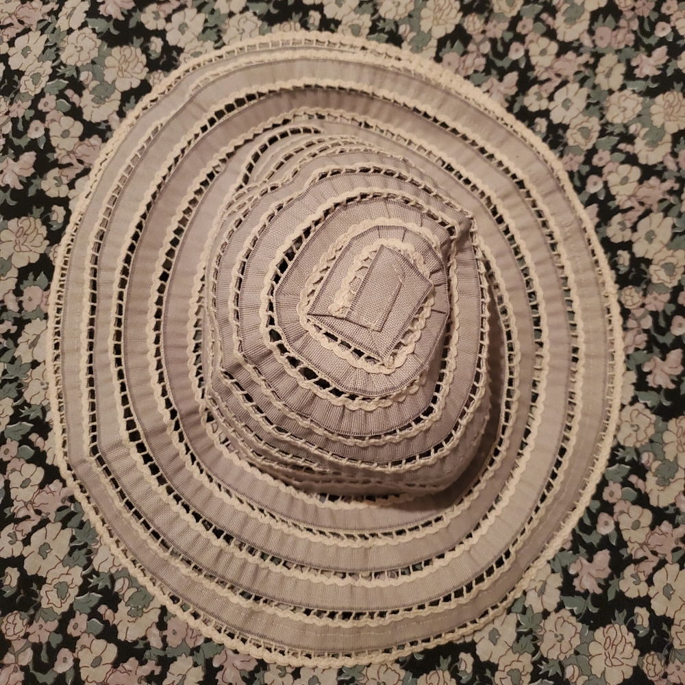 Ribbon sun hat